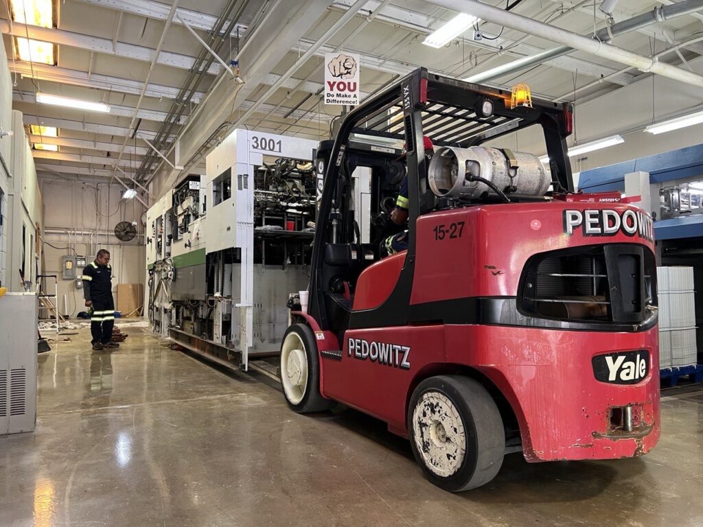 Pedowitz Rigging New Jersey Versa Lift Forklift Rentals With Operators Bridgwater Franklin Hillsborough Readington Flemington Somerville Raritan 4